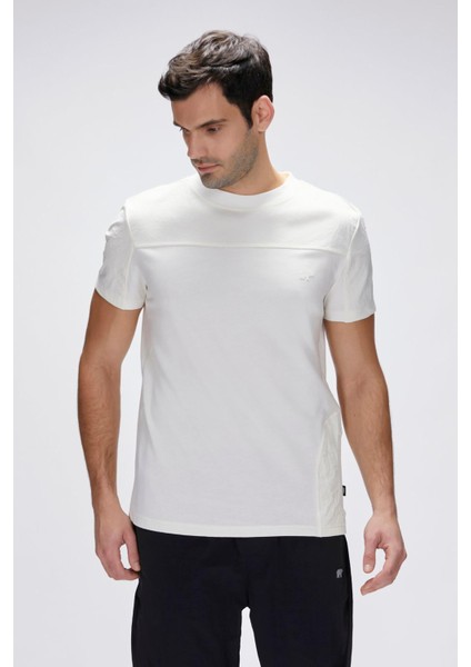 25.01.07.040 Erkek T-Shirt modelleri