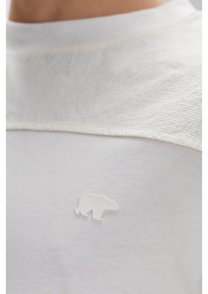 25.01.07.040 Erkek T-Shirt fırsatları