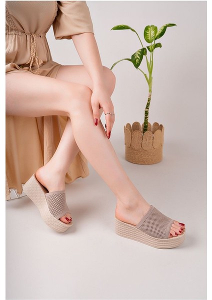 Siyah Kadın Yüksek Topuklu Hasır Terlik fiyatları