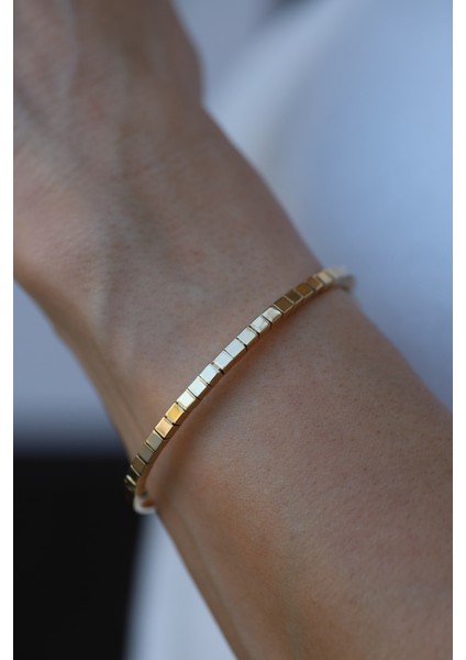 14 Ayar Altın Arpaş Sarı Küp Sıralı Kelepçe fiyatları