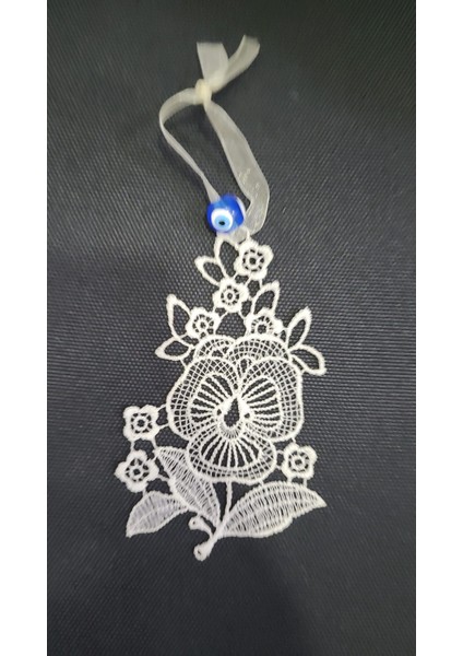 Dantel Asmalık Süs Çiçek Nazar Boncuk Nazarlık Mekik Oya Tarzı El Işi 12 x 8 cm Beyaz Şans 1 Adet