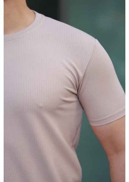 Erkek Kısa Kollu Çizgi Kabartma Detaylı T-Shirt