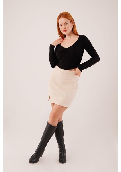Geniş Yaka Siyah Basic Body Bluz