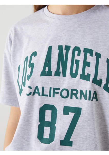 Xsıde Bisiklet Yaka Los Angeles Baskılı Kadın Tişört (S5) modelleri