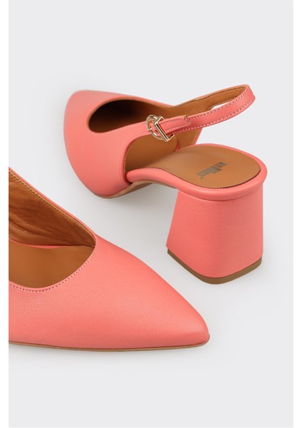 Pembe Deri Kadın Topuklu Ayakkabı