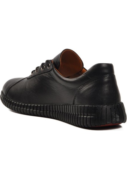 Siyah Hakiki Deri Kadın Günlük Ayakkabı 2216114Y Z fırsatları