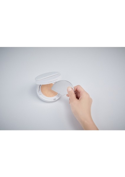 Skin-Fit Cover Spatula Cushion 01 Ivory - Yüksek Kapatıcı,waterproof Spatulalı Fondöten SPF50+PA+++