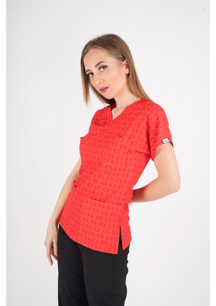 Kırmızı Kalpler Desenli Doktor Hemşire Hastane Scrubs Üst Üniforması fırsatları