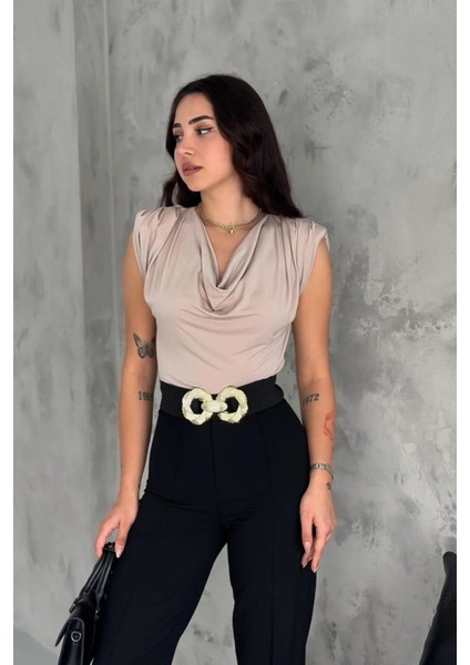 Vatkalı Degaje Bluz