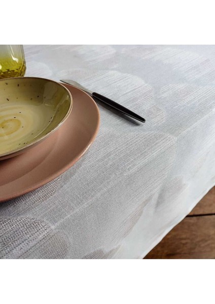 140*220 cm Jakarlı Ince Polyester Ekru(Lm)