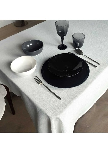 135*200 cm Ekru Parlak Polyester Masa Örtüsü