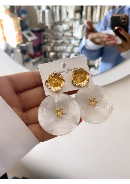 Çelik Sedef Taşlı Sallantılı Gold Renk Küpe fiyatları