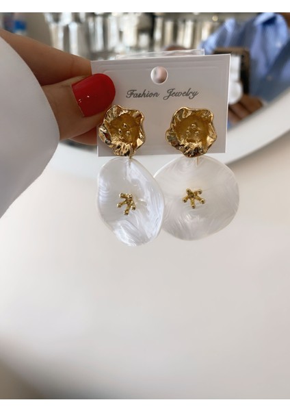 Çelik Sedef Taşlı Sallantılı Gold Renk Küpe fırsatları