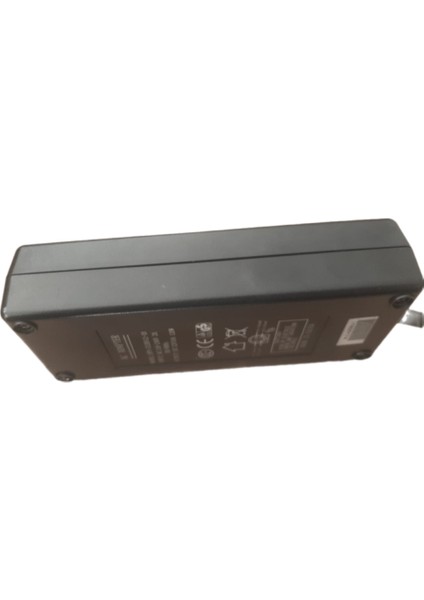 Iceco Oto Buzdolabı Için Çakmak Adaptörü Araç Çakmaklık Çevirici Ev,ofis Tipi Çevirici ADAPTÖR120W/10A/12VOLT