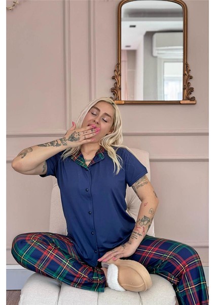 Navy Tartan Exclusive Önden Düğmeli Kadın Pijama Takımı fırsatları