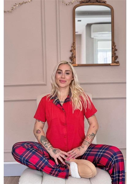 Kırmızı Tartan Exclusive Önden Düğmeli Kadın Pijama Takımı fırsatları
