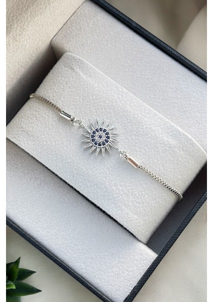 Gümüş Renk Asansörlü Renk Atmaz Ayarlanabilir Mavi Zirkon Taşlı Güneş Detay Kadın Bileklik fiyatları