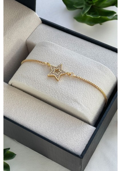 Gold Renk Asansörlü Renk Atmaz Ayarlanabilir Zirkon Taşlı Yıldız Detay Kadın Bileklik
