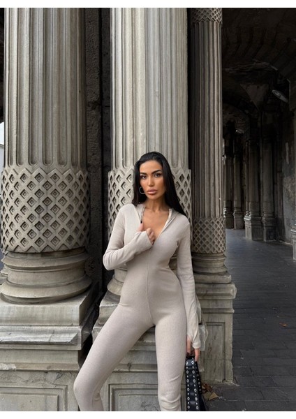 Kadın Kaşkorse Kumaş Fermuar Detaylı Tulum fiyatları