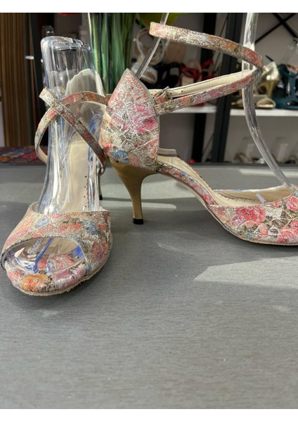 Bahar Çiçekleri Desenli Kapalı Topuk Tango-Dans ve Salon Ayakkabısı 7 cm (11PONT) Tango Topuk
