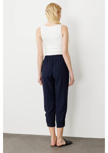 Kadın Geniş Kemerli Paçası Düğmeli Keten Pantolon Lacivert fırsatları