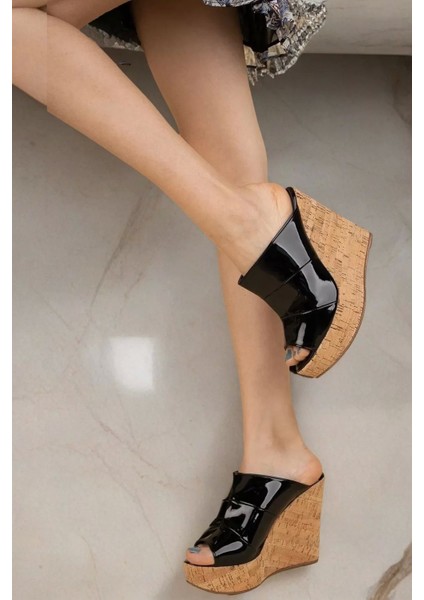 Kadın Elegant Ayakkabı Mantar Dolgu Topuk Terlik Özel Tasarım Abiye Ayakkabı fırsatları