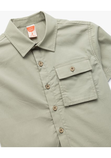 Pamuklu Kapaklı Cep Detaylı Kısa Kollu Gömlek modelleri