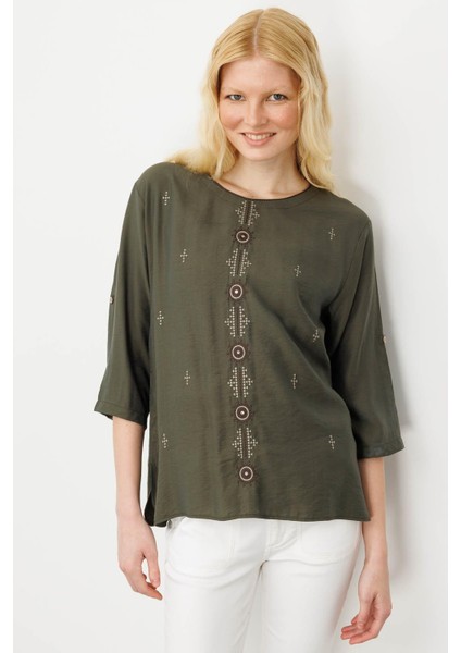 Kadın Sıfır Yaka Önü Nakışlı Bluz Haki indirimleri