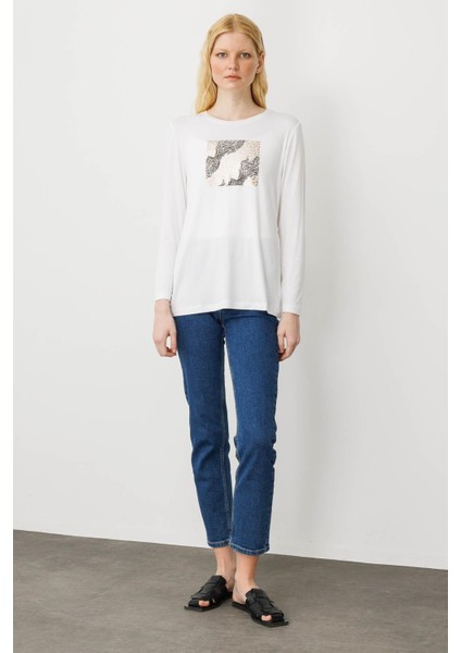 Kadın Sıfır Yaka Önü Taş Baskılı Penye Bluz Ekru indirimleri