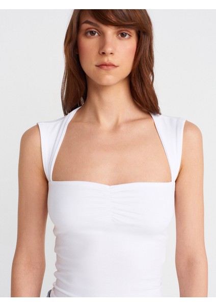 31780 Sırt Detaylı Top-Beyaz modelleri