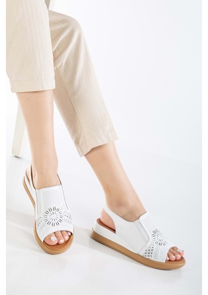 Kadın Deri Lastikli Sandalet - Beyaz