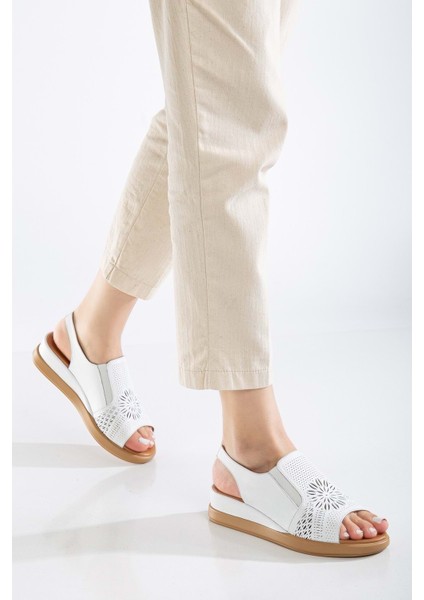 Kadın Deri Lastikli Sandalet - Beyaz fiyatları
