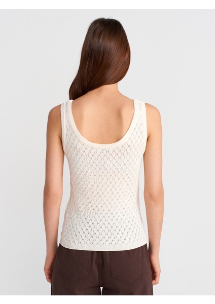 10749 Kalın Askılı Ajurlu Triko Bluz-Ekru fiyatları