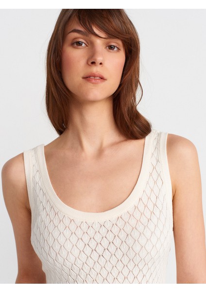 10749 Kalın Askılı Ajurlu Triko Bluz-Ekru modelleri