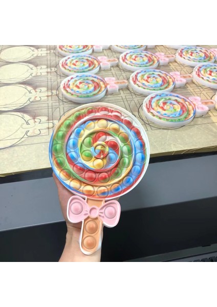 N16-240388 Stili Yeni Popet Fidget Oyuncaklar Sevimli Donut Lolipop Anti- Oyuncaklar Çocuklar Yetişkinler Için Duyusal Fidget Oyuncak Seti Itme Pop (Yurt Dışından)