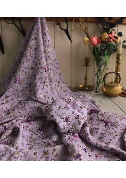 Minik Çiçek Desenli Dökümlü Filoş Viskon Kumaş modelleri