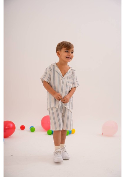 Yeni Sezon Erkek Çocuk Çizgili Pamuklu Gömlek ve Şortlu Alt-Üst Takım