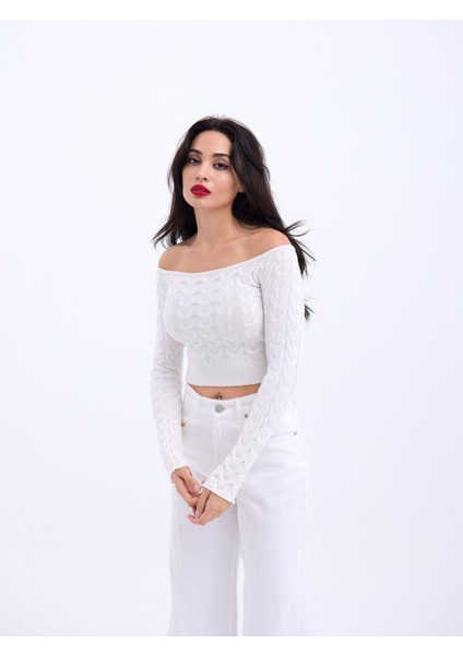 42241 Triko Kayık Yaka Crop-Ekru