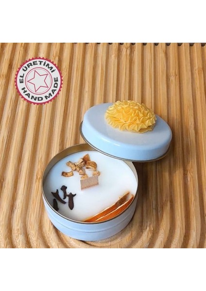 0535 El Yapımı Bitkisel Kokulu Metal Kutuda Mum - 3 x 7 cm