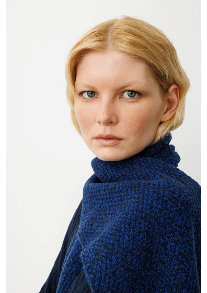 Kadın Kenarı Tığlamalı Püsküllü Yün Kaşkol P.mavi indirimleri