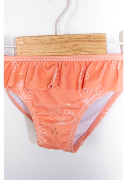 Deniz Kabuğu Desenli Fırfırlı Askılı Üst ve Alt Yumuşak Esnek Kumaşlı Kız Çocuk Mayo fırsatları