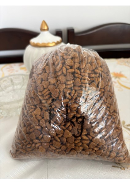 Kedi Mama Sokak hayvanlarına uygun Enjoy mama bu kedi maması kısırlaştırılmamış sokak kedilerine tercih edilmesi uygun görülmüştür. modelleri