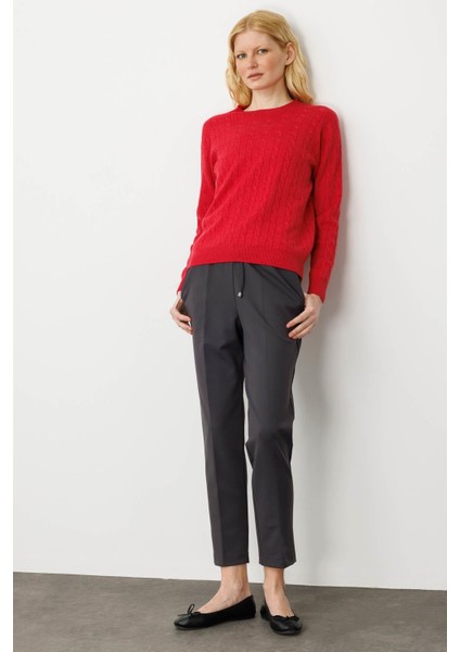 Kadın Sıfır Yaka Saç Örgülü Kazak Kırmızı fırsatları