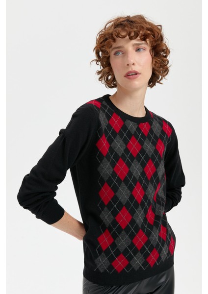 Kadın Sıfır Yaka Önü Baklava Desenli Yün Kazak Siyah