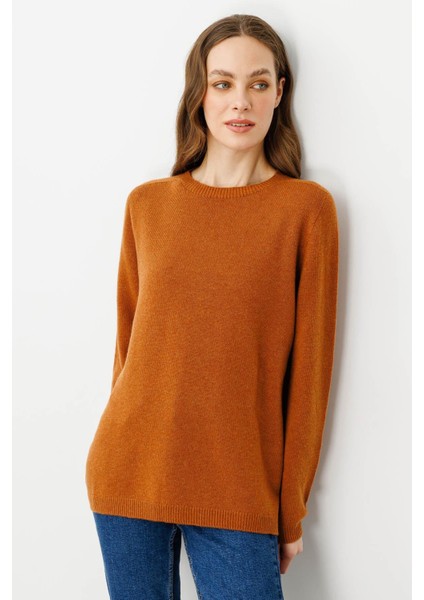 Kadın Sıfır Yaka Klasik Yün Kazak Tarçın fırsatları