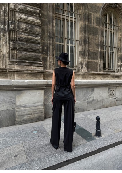 Kadın Düğme Detaylı Yelek Pantolon Takım fiyatları