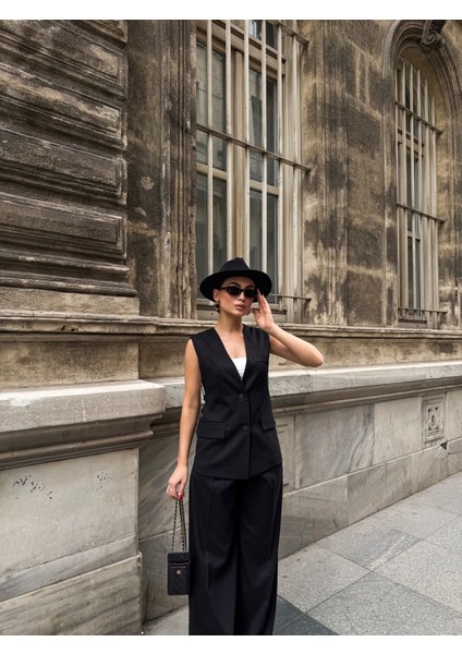 Kadın Düğme Detaylı Yelek Pantolon Takım modelleri