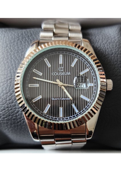 Rolex Görünümlü Çelik Kordon Siyah Kadran Gümüş Renkli Takvimli Erkek Kol Saati