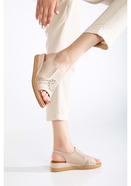 Kadın Deri Lastikli Sandalet - Beyaz fiyatları