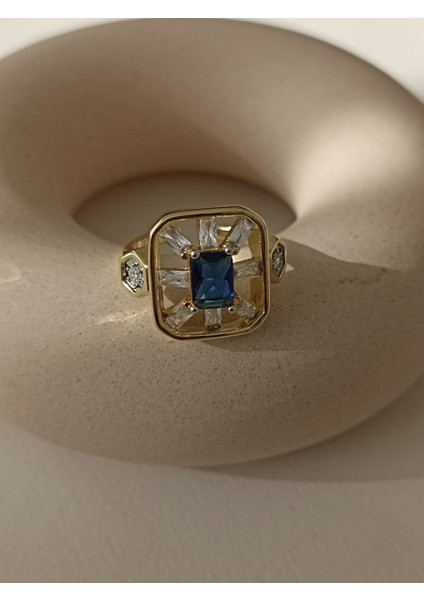 Kare Montür Lacivert Taşlı Yüzük modelleri